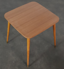 VINTAGE TAFELTJE