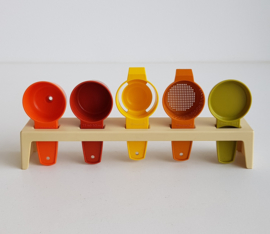 VINTAGE TUPPERWARE KEUKENSET