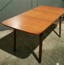 RETRO EETTAFEL