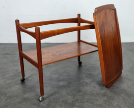 VINTAGE SERVEERWAGEN, HUNDEVAD