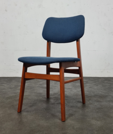 VINTAGE EETKAMERSTOELEN