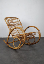 VINTAGE ROTAN SCHOMMELSTOEL