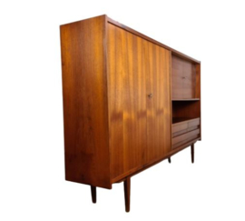 VINTAGE HIGHBOARD