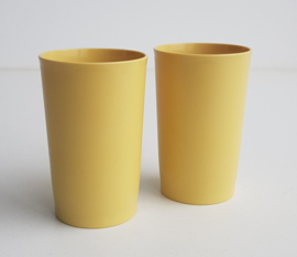 VINTAGE TUPPERWARE BEKERS