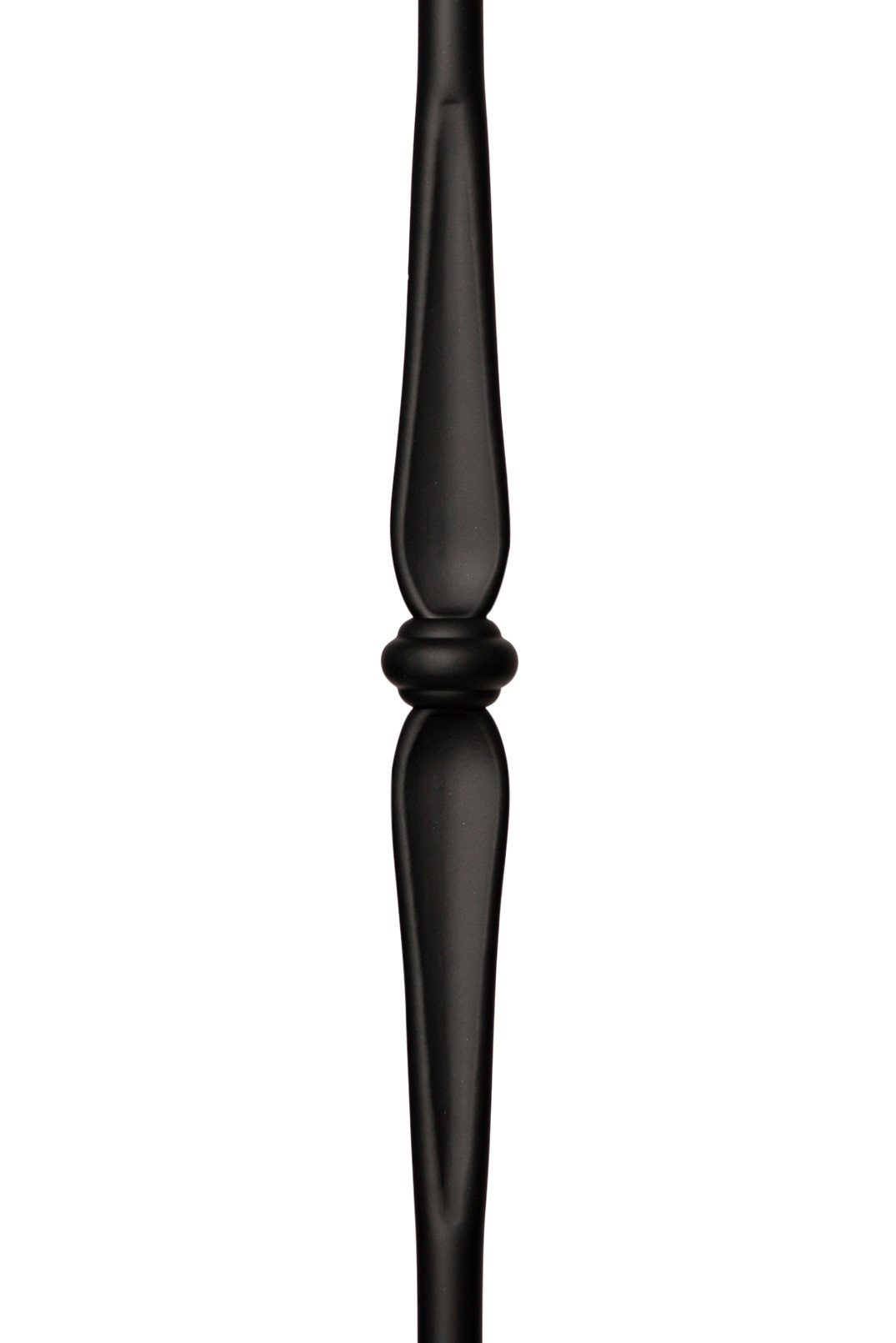 Hekwerk uitgevoerd met metalen sierspijl model MR-06