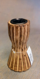 Handgemaakte houten kaarsenstandaard M