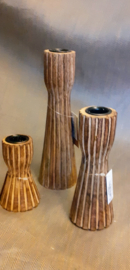 Handgemaakte houten kaarsenstandaard S