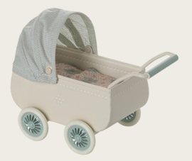 Maileg Pram with baby mouse | mint
