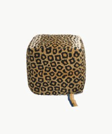 Doing Goods Leopard poef small