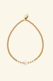 Mable. Clear pearl armband