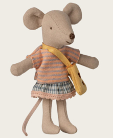 Maileg Little Sister mouse with bag