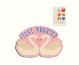 The Gift Label Cut Out Cards "Swans - Just Married"