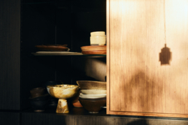 HKliving Marbled bowl on base | ochre