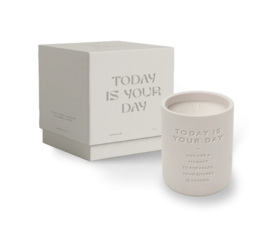 The Gift Label Cement Candle "Today is your day"