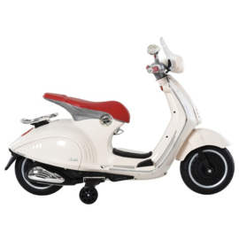 Vespa wit 6v  met usb en verlichting ( gratis windscherm )