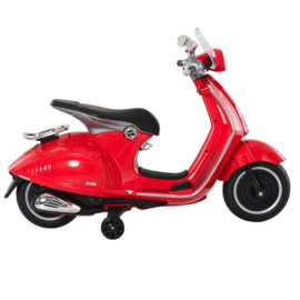 Vespa rood 6v met usb en verlichting( gratis windscherm )