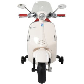 Vespa wit 6v  met usb en verlichting ( gratis windscherm )