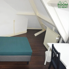 Chambre Meublée à Louer à Voorburg/La Haye : Idéale pour Stagiaires, Expatriés et Étudiants