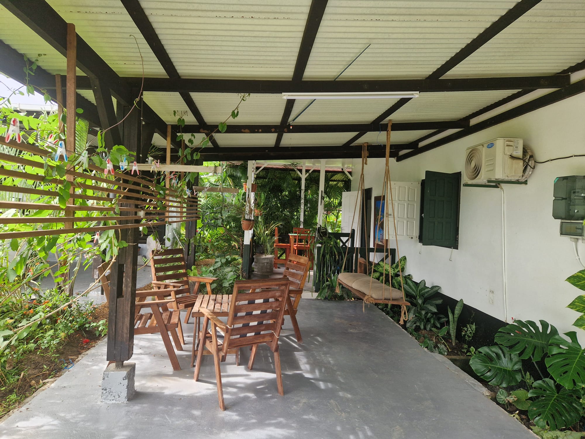 Te Huur: Comfortabele Eengezinswoning aan de Fredrikshoopweg – Wanica, Suriname