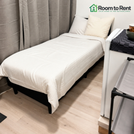 Charming Furnished Room for Rent in Amsterdam – Gare du Nord
