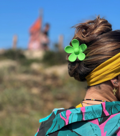 Hair clip flower ‘neon green’