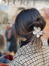 Hair clip flower ‘sand’