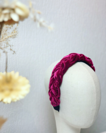 Hair braid ‘fuchsia red’