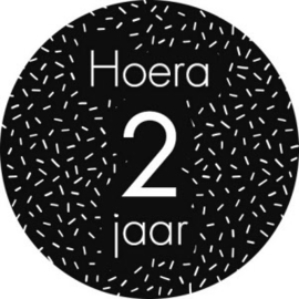 Stickers 'Hoera 2 jaar' 20 stuks