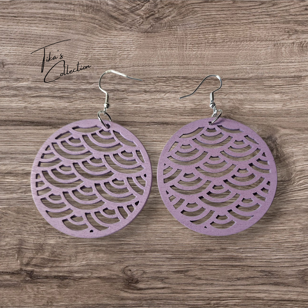 Houten oorbellen paars ~ Tika's Collection