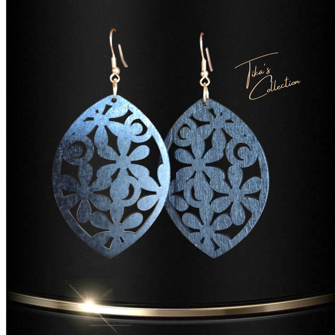 Houten oorbellen zwart ~ Tika's Collection