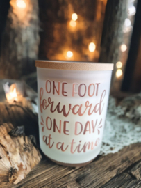 Kaars - one foot - Handmade