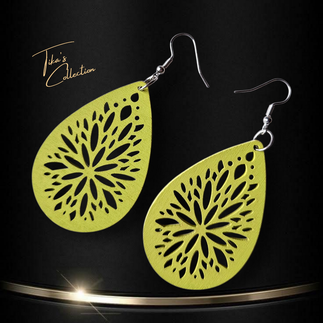 Houten oorbellen groen ~ Tika's Collection