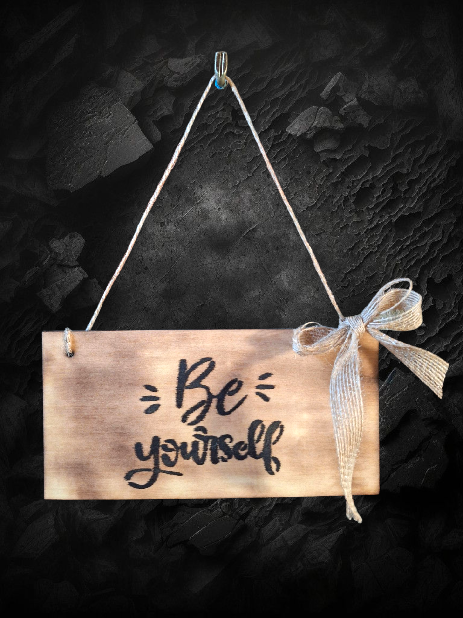 Decoratieplaatje in hout - Be yourself