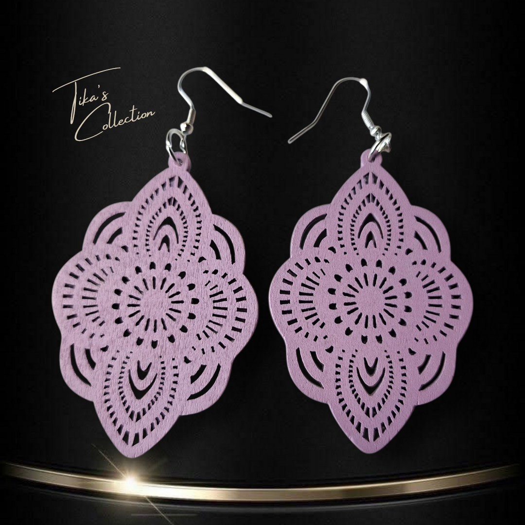 Houten oorbellen paars ~ Tika's Collection