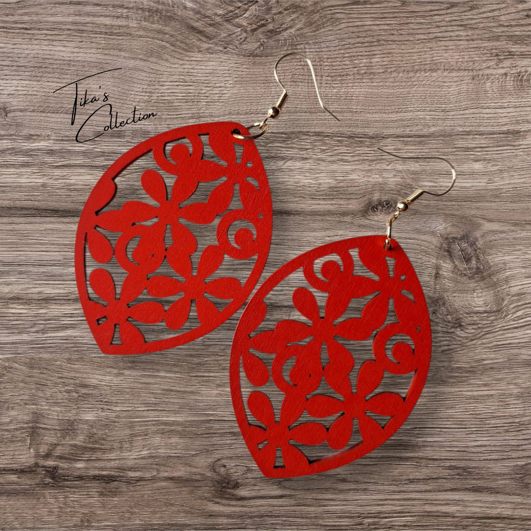 Houten oorbellen rood ~ Tika's Collection