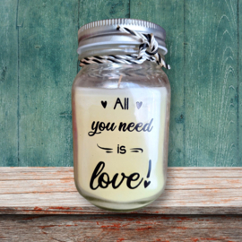 Kaars - All you need is love