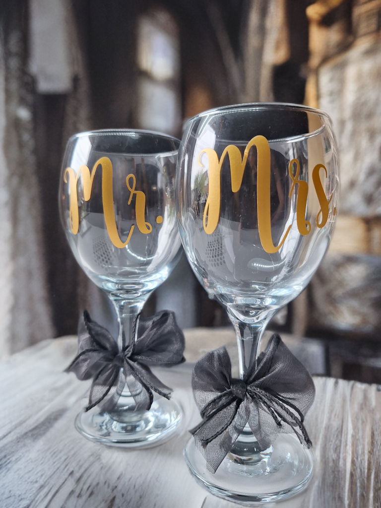 Set van 2 wijnglazen Mr & Mrs - goud
