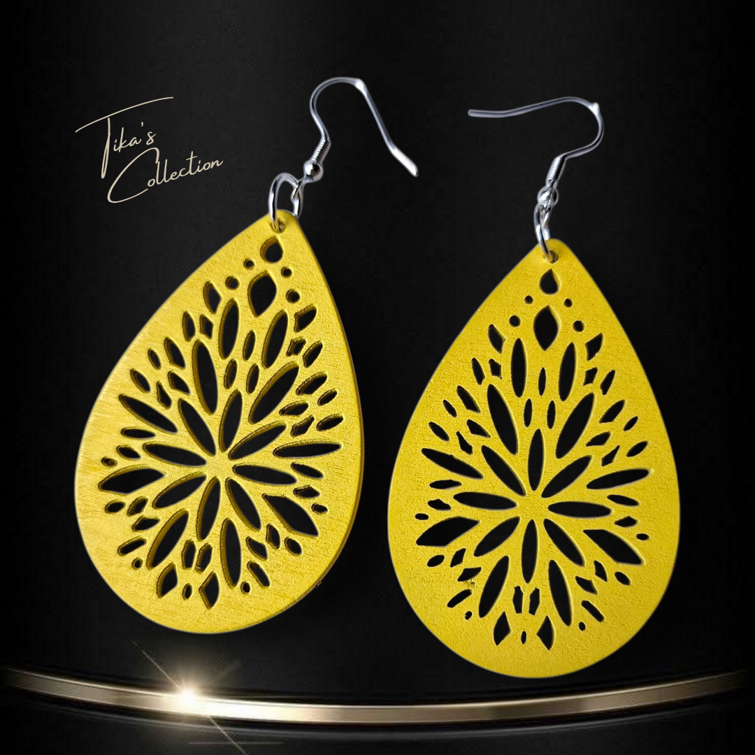Houten oorbellen geel ~ Tika's Collection
