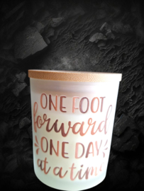 Kaars - one foot - Handmade