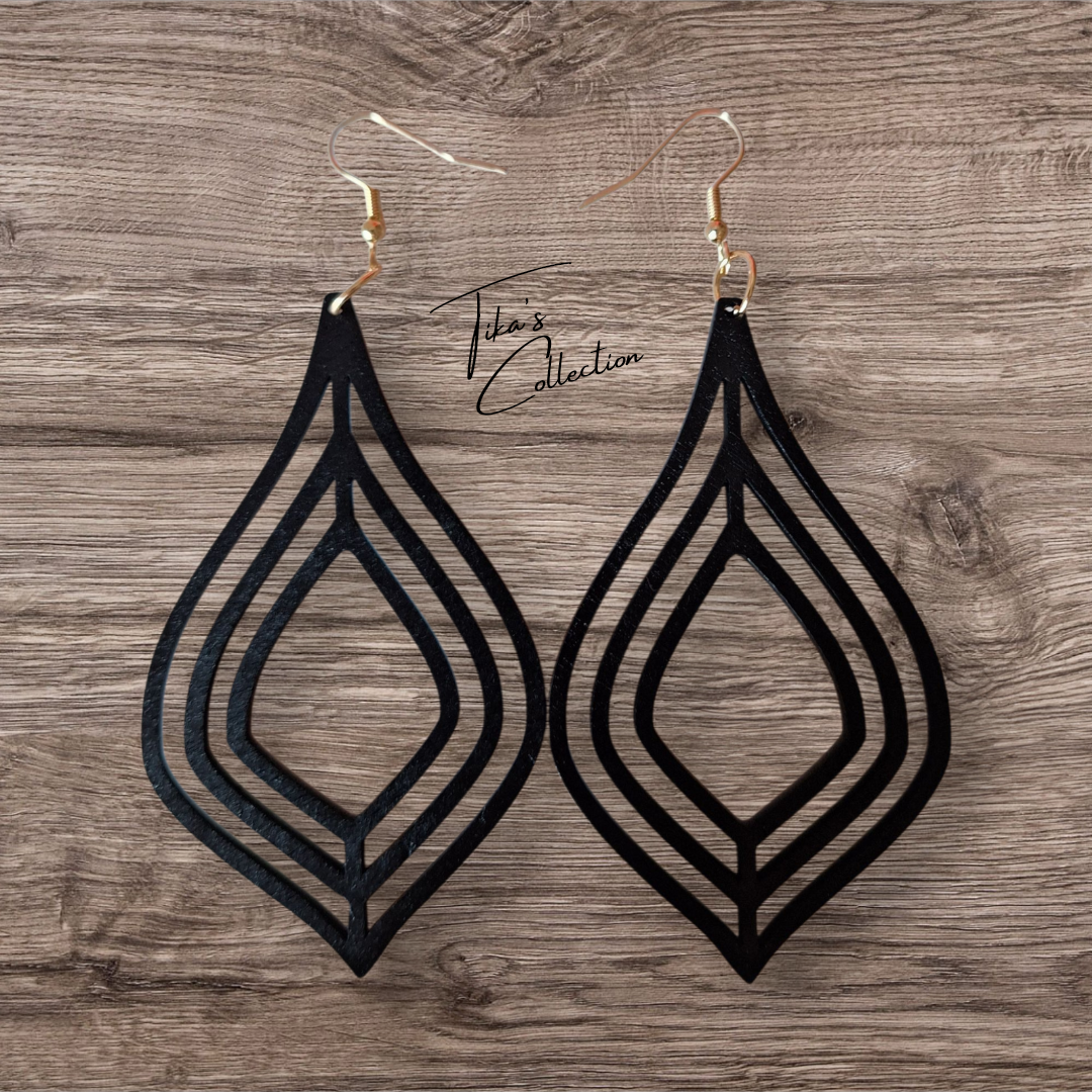 Houten oorbellen zwart ~ Tika's Collection
