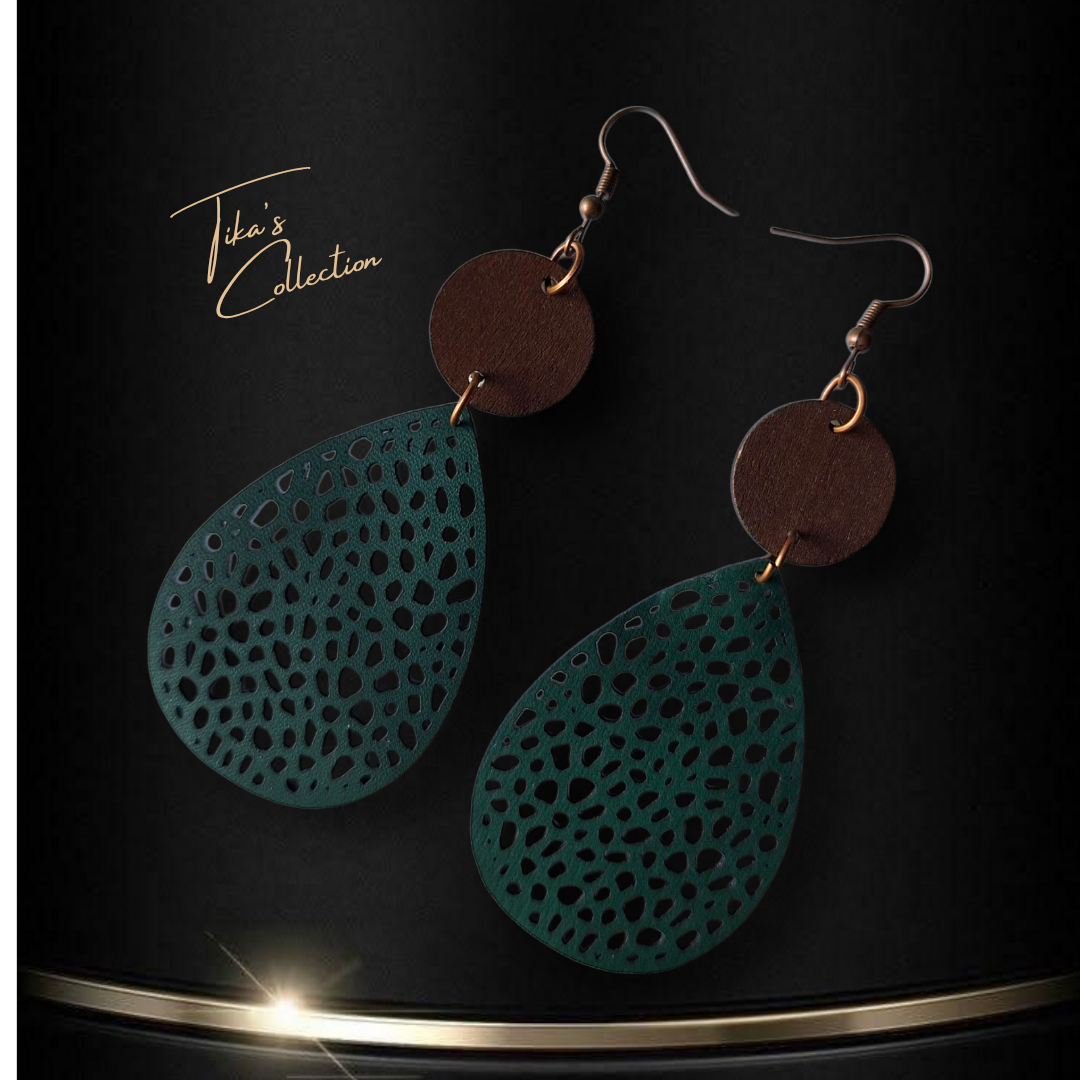 Houten oorbellen groen ~ Tika's Collection