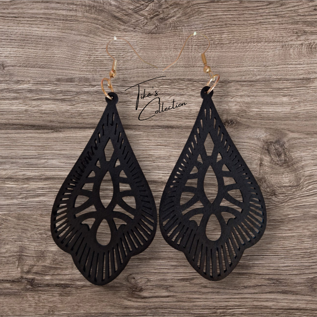 Houten oorbellen zwart ~ Tika's Collection