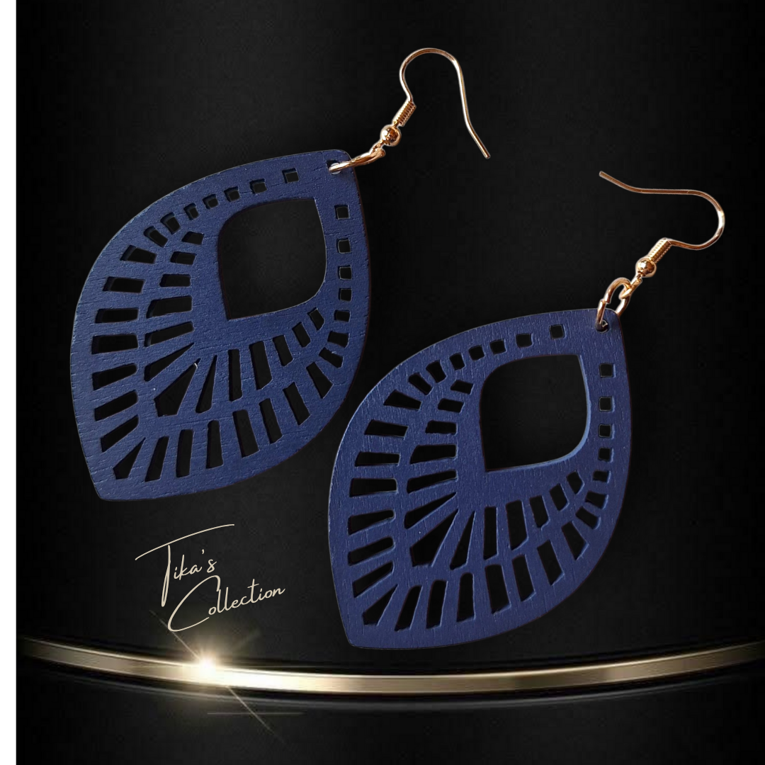 Houten oorbellen blauw ~ Tika's Collection