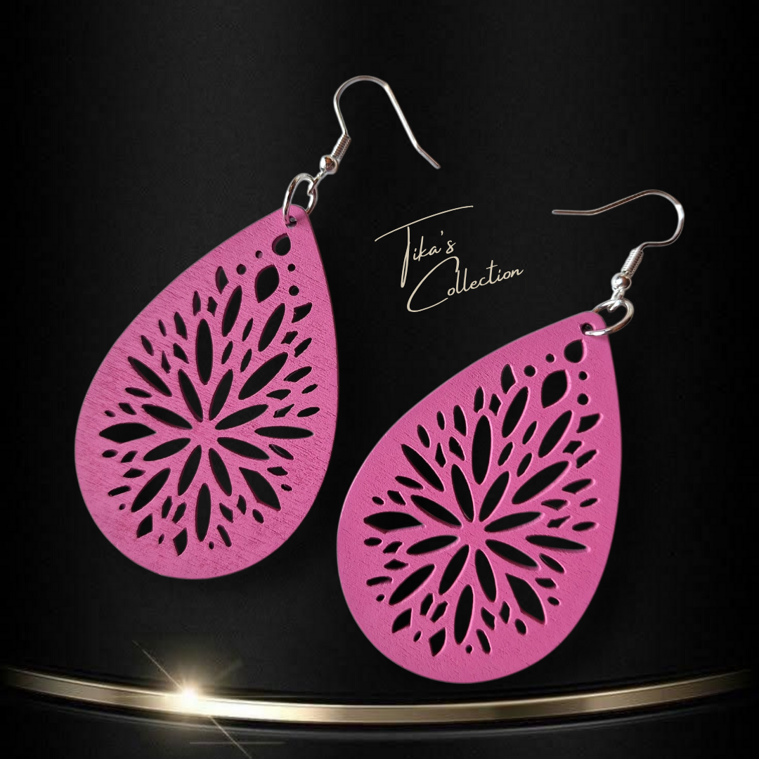 Houten oorbellen roze ~ Tika's Collection
