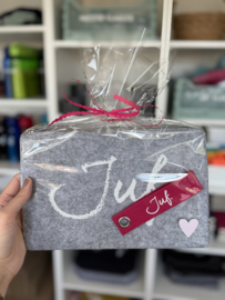 JUF. Cadeaupakket etui en sleutelhanger