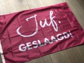 Fuchsia JUF. Geslaagd Vlag Krijt