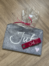 JUF. Cadeaupakket etui en sleutelhanger