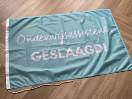 Mint ONDERWIJSASSISTENT. Geslaagd Vlag Krijt