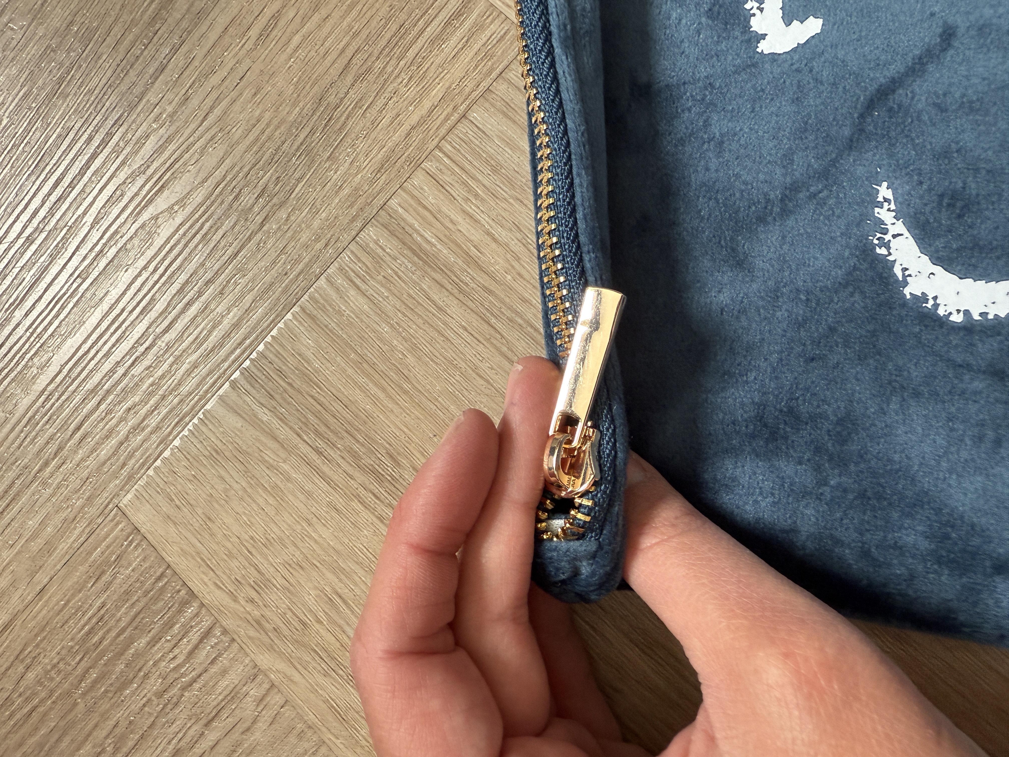 Kirstalblauw JUF. Velvet Etui Krijt Groot