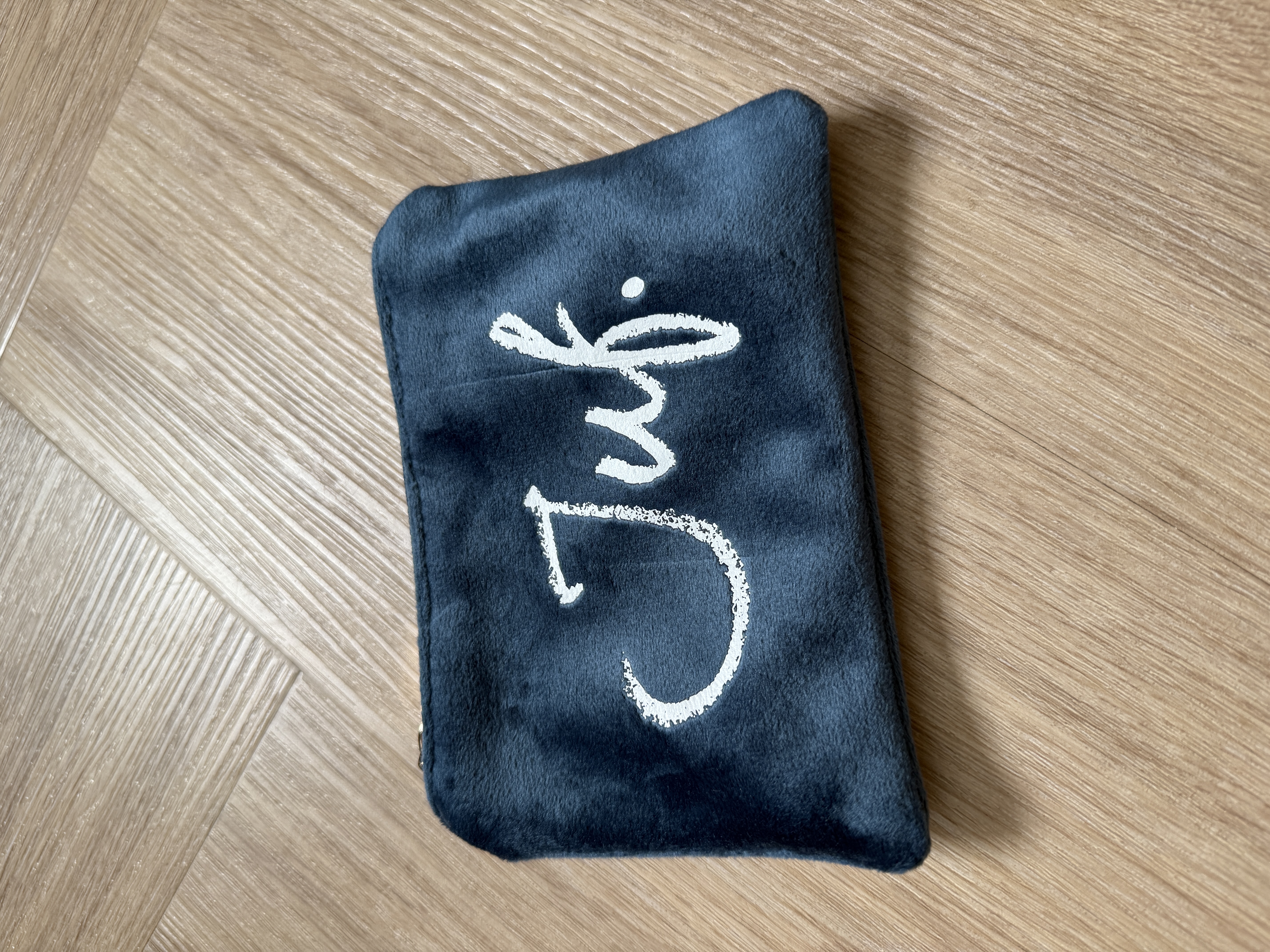 Kirstalblauw JUF. Velvet Etui Krijt Klein